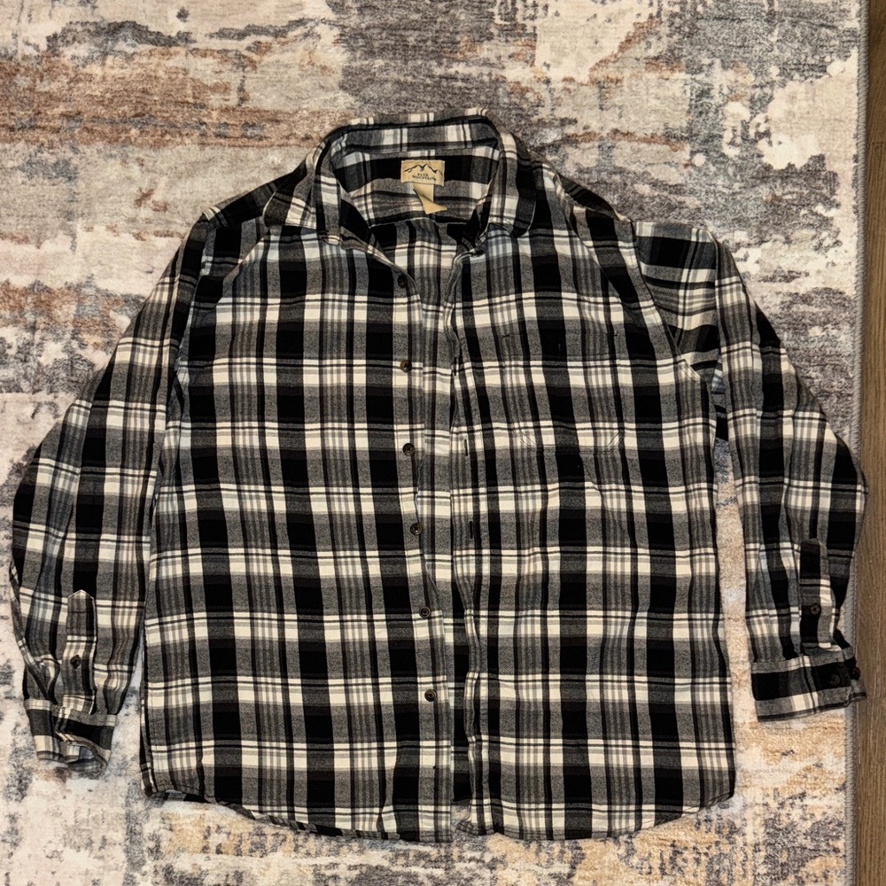 Blue Mountains Black and White Flannel